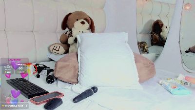 Amara_Rossee live cam on Cam4