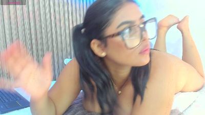 Amara_luxx_ live cam on Cam4