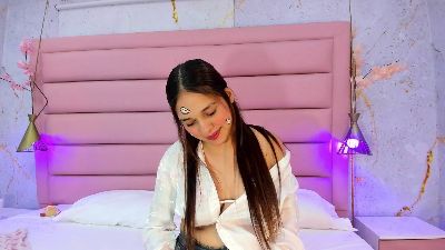 Amarantha_ live cam on Cam4