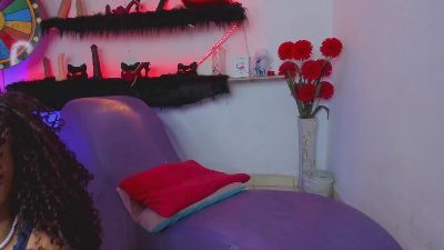 AmbarDash live cam on Cam4