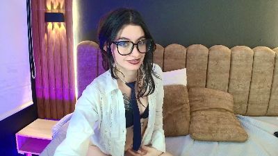 AmbarLee_ live cam on Cam4