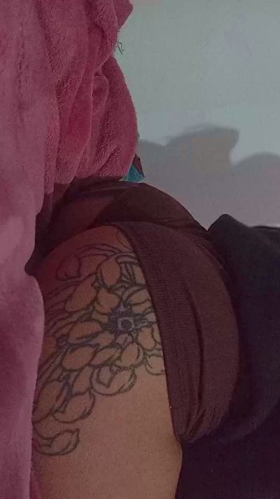 Ambartatts live cam on Cam4