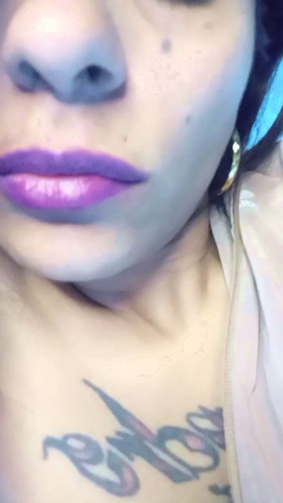 Ambercatalina1 live cam on Cam4