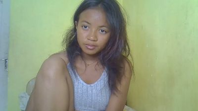 Ambergirl69 live cam on Cam4