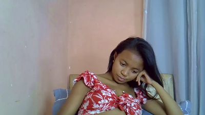 Ambergirl69 live cam on Cam4