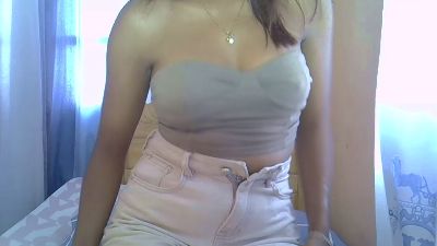 Ambergirl69 live cam on Cam4