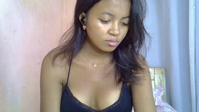 Ambergirl69 live cam on Cam4