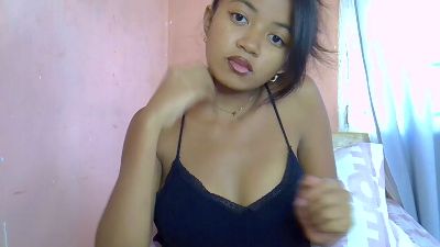 Ambergirl69 live cam on Cam4