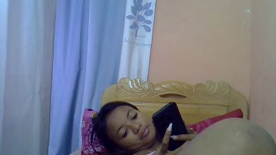 Ambergirl69 live cam on Cam4