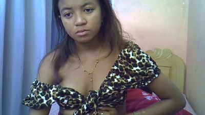 Ambergirl69 live cam on Cam4