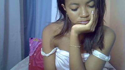 Ambergirl69 live cam on Cam4
