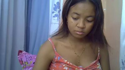 Ambergirl69 live cam on Cam4