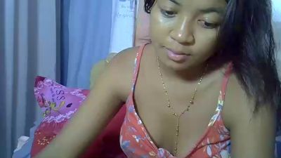 Ambergirl69 live cam on Cam4
