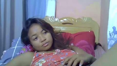 Ambergirl69 live cam on Cam4