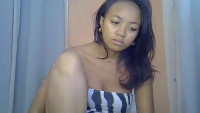 Ambergirl69 live cam on Cam4