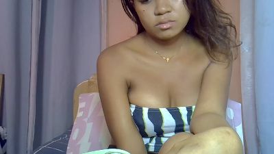 Ambergirl69 live cam on Cam4