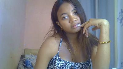 Ambergirl69 live cam on Cam4
