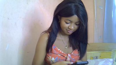 Ambergirl69 live cam on Cam4