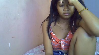 Ambergirl69 live cam on Cam4