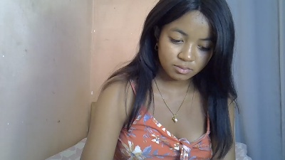 Ambergirl69 live cam on Cam4
