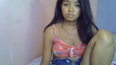 Ambergirl69 live cam on Cam4