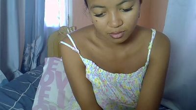 Ambergirl69 live cam on Cam4
