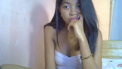 Ambergirl69 live cam on Cam4