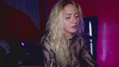 Ambervelvetx live cam on Cam4