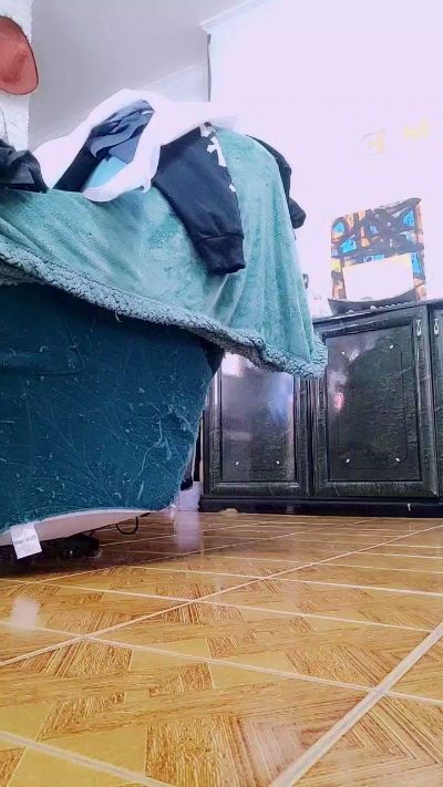 Ambra84 live cam on Cam4