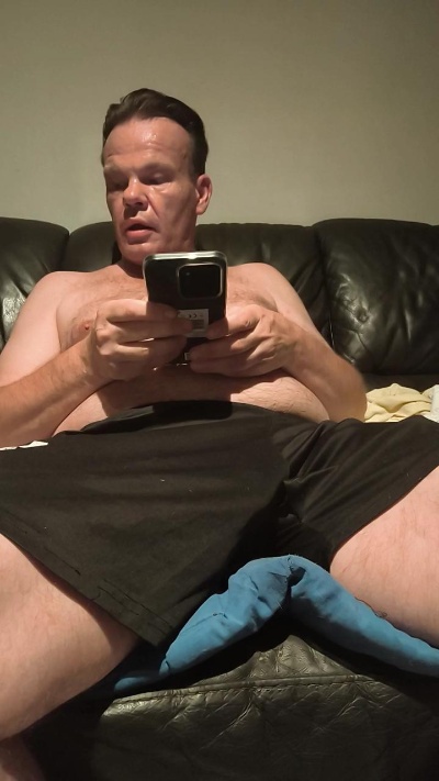 Ambrobi49 live cam on Cam4