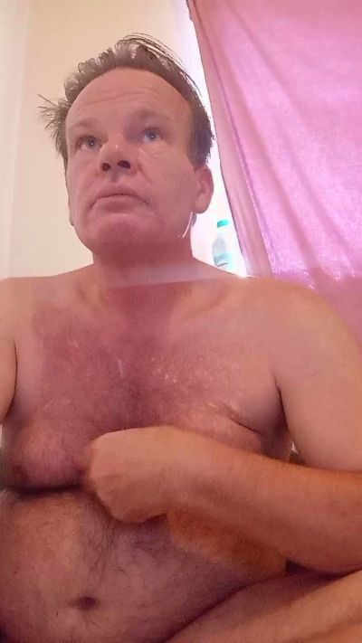 Ambrobi49 live cam on Cam4