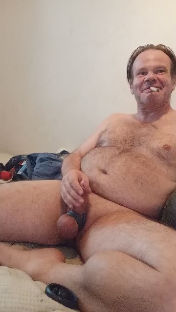 Ambrobi49 live cam on Cam4