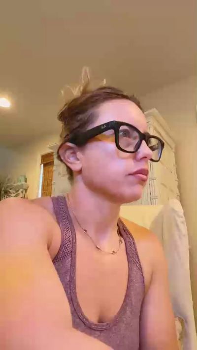 Ambrrr live cam on Cam4
