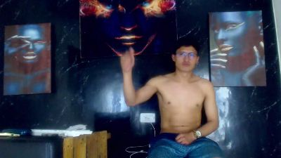 Amdrea_Uchima live cam on Cam4