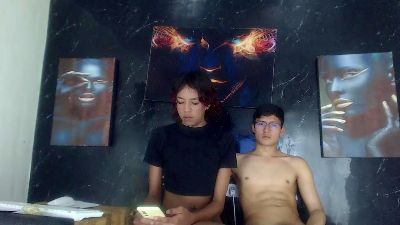 Amdrea_Uchima live cam on Cam4