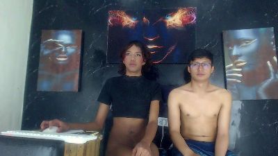 Amdrea_Uchima live cam on Cam4