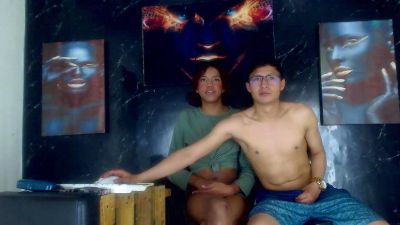 Amdrea_Uchima live cam on Cam4