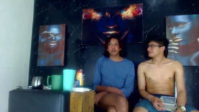 Amdrea_Uchima live cam on Cam4