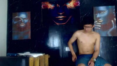Amdrea_Uchima live cam on Cam4