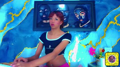 Amdrea_Uchima live cam on Cam4