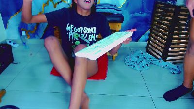 Amdrea_Uchima live cam on Cam4