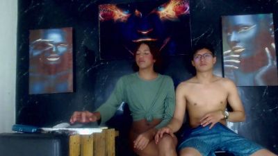 Amdrea_Uchima live cam on Cam4