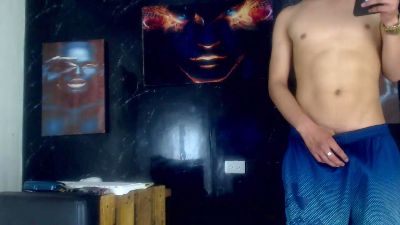 Amdrea_Uchima live cam on Cam4