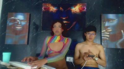 Amdrea_Uchima live cam on Cam4