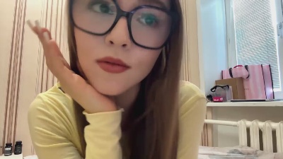 AmeeIner live cam on Cam4