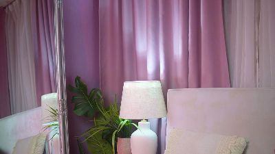 AmeliaCoffee live cam on Cam4