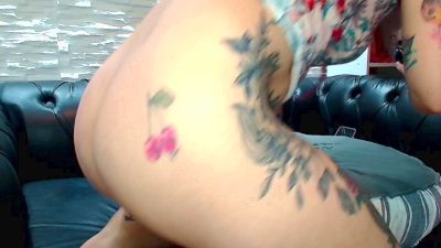 AmelieAndRoss live cam on Cam4