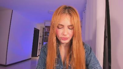 AmelieSweet live cam on Cam4