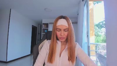 AmelieSweet live cam on Cam4