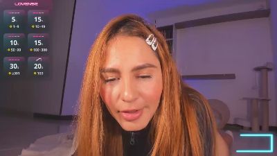 AmelieSweet live cam on Cam4